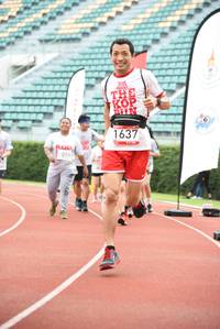 BIB: 1637, 019
                            <button type="button" onclick="openModal(6013300)" class="btn btn-primary btn-sm float-right btn-popup" data-toggle="modal" data-target=".modal-high-quality">
                        <i class="fas fa-shopping-cart"></i> Add to Cart
                    </button>
                                            <button type="button" onclick="isThisMe(6013300, true)" class="btn btn-success btn-sm float-right btn-popup btn-isme hidden" data-toggle="tooltip" data-placement="bottom" title="นี่คือรูปของคุณใช่ไหม คลิกที่นี่เพื่อเอาเข้าอัลบั้ม">
                        <i class="fas fa-plus"></i> Add to album
                    </button>
                    <button type="button" onclick="isThisMe(6013300, false)" class="btn btn-warning btn-sm float-right btn-popup btn-isnotme hidden">
                        <i class="fas fa-ban"></i> Remove from album
                    </button>