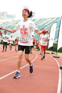 BIB: 2353, 4415
                            <button type="button" onclick="openModal(6012730)" class="btn btn-primary btn-sm float-right btn-popup" data-toggle="modal" data-target=".modal-high-quality">
                        <i class="fas fa-shopping-cart"></i> Add to Cart
                    </button>
                                            <button type="button" onclick="isThisMe(6012730, true)" class="btn btn-success btn-sm float-right btn-popup btn-isme hidden" data-toggle="tooltip" data-placement="bottom" title="นี่คือรูปของคุณใช่ไหม คลิกที่นี่เพื่อเอาเข้าอัลบั้ม">
                        <i class="fas fa-plus"></i> Add to album
                    </button>
                    <button type="button" onclick="isThisMe(6012730, false)" class="btn btn-warning btn-sm float-right btn-popup btn-isnotme hidden">
                        <i class="fas fa-ban"></i> Remove from album
                    </button>