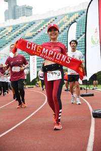 BIB: 1835, 6173
                            <button type="button" onclick="openModal(6010726)" class="btn btn-primary btn-sm float-right btn-popup" data-toggle="modal" data-target=".modal-high-quality">
                        <i class="fas fa-shopping-cart"></i> Add to Cart
                    </button>
                                            <button type="button" onclick="isThisMe(6010726, true)" class="btn btn-success btn-sm float-right btn-popup btn-isme hidden" data-toggle="tooltip" data-placement="bottom" title="นี่คือรูปของคุณใช่ไหม คลิกที่นี่เพื่อเอาเข้าอัลบั้ม">
                        <i class="fas fa-plus"></i> Add to album
                    </button>
                    <button type="button" onclick="isThisMe(6010726, false)" class="btn btn-warning btn-sm float-right btn-popup btn-isnotme hidden">
                        <i class="fas fa-ban"></i> Remove from album
                    </button>