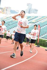 BIB: 5441, 4063, 248
                            <button type="button" onclick="openModal(6017965)" class="btn btn-primary btn-sm float-right btn-popup" data-toggle="modal" data-target=".modal-high-quality">
                        <i class="fas fa-shopping-cart"></i> Add to Cart
                    </button>
                                            <button type="button" onclick="isThisMe(6017965, true)" class="btn btn-success btn-sm float-right btn-popup btn-isme hidden" data-toggle="tooltip" data-placement="bottom" title="นี่คือรูปของคุณใช่ไหม คลิกที่นี่เพื่อเอาเข้าอัลบั้ม">
                        <i class="fas fa-plus"></i> Add to album
                    </button>
                    <button type="button" onclick="isThisMe(6017965, false)" class="btn btn-warning btn-sm float-right btn-popup btn-isnotme hidden">
                        <i class="fas fa-ban"></i> Remove from album
                    </button>