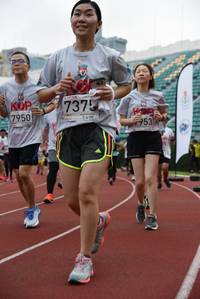 BIB: 7950, 7375
                            <button type="button" onclick="openModal(6007188)" class="btn btn-primary btn-sm float-right btn-popup" data-toggle="modal" data-target=".modal-high-quality">
                        <i class="fas fa-shopping-cart"></i> Add to Cart
                    </button>
                                            <button type="button" onclick="isThisMe(6007188, true)" class="btn btn-success btn-sm float-right btn-popup btn-isme hidden" data-toggle="tooltip" data-placement="bottom" title="นี่คือรูปของคุณใช่ไหม คลิกที่นี่เพื่อเอาเข้าอัลบั้ม">
                        <i class="fas fa-plus"></i> Add to album
                    </button>
                    <button type="button" onclick="isThisMe(6007188, false)" class="btn btn-warning btn-sm float-right btn-popup btn-isnotme hidden">
                        <i class="fas fa-ban"></i> Remove from album
                    </button>