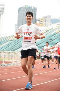 BIB: 5220, 2019
                            <button type="button" onclick="openModal(6017247)" class="btn btn-primary btn-sm float-right btn-popup" data-toggle="modal" data-target=".modal-high-quality">
                        <i class="fas fa-shopping-cart"></i> Add to Cart
                    </button>
                                            <button type="button" onclick="isThisMe(6017247, true)" class="btn btn-success btn-sm float-right btn-popup btn-isme hidden" data-toggle="tooltip" data-placement="bottom" title="นี่คือรูปของคุณใช่ไหม คลิกที่นี่เพื่อเอาเข้าอัลบั้ม">
                        <i class="fas fa-plus"></i> Add to album
                    </button>
                    <button type="button" onclick="isThisMe(6017247, false)" class="btn btn-warning btn-sm float-right btn-popup btn-isnotme hidden">
                        <i class="fas fa-ban"></i> Remove from album
                    </button>