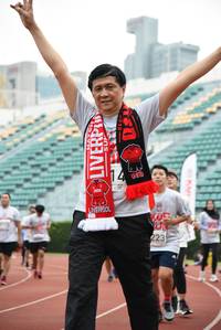 BIB: 018
                            <button type="button" onclick="openModal(6009663)" class="btn btn-primary btn-sm float-right btn-popup" data-toggle="modal" data-target=".modal-high-quality">
                        <i class="fas fa-shopping-cart"></i> Add to Cart
                    </button>
                                            <button type="button" onclick="isThisMe(6009663, true)" class="btn btn-success btn-sm float-right btn-popup btn-isme hidden" data-toggle="tooltip" data-placement="bottom" title="นี่คือรูปของคุณใช่ไหม คลิกที่นี่เพื่อเอาเข้าอัลบั้ม">
                        <i class="fas fa-plus"></i> Add to album
                    </button>
                    <button type="button" onclick="isThisMe(6009663, false)" class="btn btn-warning btn-sm float-right btn-popup btn-isnotme hidden">
                        <i class="fas fa-ban"></i> Remove from album
                    </button>