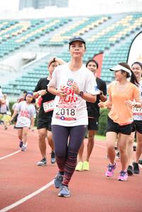 BIB: 514, 2018, 147
                            <button type="button" onclick="openModal(6013496)" class="btn btn-primary btn-sm float-right btn-popup" data-toggle="modal" data-target=".modal-high-quality">
                        <i class="fas fa-shopping-cart"></i> Add to Cart
                    </button>
                                            <button type="button" onclick="isThisMe(6013496, true)" class="btn btn-success btn-sm float-right btn-popup btn-isme hidden" data-toggle="tooltip" data-placement="bottom" title="นี่คือรูปของคุณใช่ไหม คลิกที่นี่เพื่อเอาเข้าอัลบั้ม">
                        <i class="fas fa-plus"></i> Add to album
                    </button>
                    <button type="button" onclick="isThisMe(6013496, false)" class="btn btn-warning btn-sm float-right btn-popup btn-isnotme hidden">
                        <i class="fas fa-ban"></i> Remove from album
                    </button>