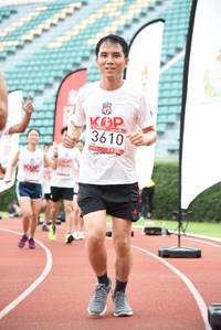 BIB: 3610
                            <button type="button" onclick="openModal(6013683)" class="btn btn-primary btn-sm float-right btn-popup" data-toggle="modal" data-target=".modal-high-quality">
                        <i class="fas fa-shopping-cart"></i> Add to Cart
                    </button>
                                            <button type="button" onclick="isThisMe(6013683, true)" class="btn btn-success btn-sm float-right btn-popup btn-isme hidden" data-toggle="tooltip" data-placement="bottom" title="นี่คือรูปของคุณใช่ไหม คลิกที่นี่เพื่อเอาเข้าอัลบั้ม">
                        <i class="fas fa-plus"></i> Add to album
                    </button>
                    <button type="button" onclick="isThisMe(6013683, false)" class="btn btn-warning btn-sm float-right btn-popup btn-isnotme hidden">
                        <i class="fas fa-ban"></i> Remove from album
                    </button>