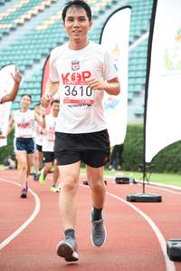 BIB: 3610
                            <button type="button" onclick="openModal(6013687)" class="btn btn-primary btn-sm float-right btn-popup" data-toggle="modal" data-target=".modal-high-quality">
                        <i class="fas fa-shopping-cart"></i> Add to Cart
                    </button>
                                            <button type="button" onclick="isThisMe(6013687, true)" class="btn btn-success btn-sm float-right btn-popup btn-isme hidden" data-toggle="tooltip" data-placement="bottom" title="นี่คือรูปของคุณใช่ไหม คลิกที่นี่เพื่อเอาเข้าอัลบั้ม">
                        <i class="fas fa-plus"></i> Add to album
                    </button>
                    <button type="button" onclick="isThisMe(6013687, false)" class="btn btn-warning btn-sm float-right btn-popup btn-isnotme hidden">
                        <i class="fas fa-ban"></i> Remove from album
                    </button>