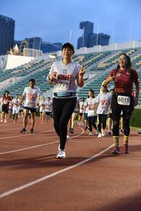 BIB: 795, 6015, 279, 033
                            <button type="button" onclick="openModal(6006533)" class="btn btn-primary btn-sm float-right btn-popup" data-toggle="modal" data-target=".modal-high-quality">
                        <i class="fas fa-shopping-cart"></i> Add to Cart
                    </button>
                                            <button type="button" onclick="isThisMe(6006533, true)" class="btn btn-success btn-sm float-right btn-popup btn-isme hidden" data-toggle="tooltip" data-placement="bottom" title="นี่คือรูปของคุณใช่ไหม คลิกที่นี่เพื่อเอาเข้าอัลบั้ม">
                        <i class="fas fa-plus"></i> Add to album
                    </button>
                    <button type="button" onclick="isThisMe(6006533, false)" class="btn btn-warning btn-sm float-right btn-popup btn-isnotme hidden">
                        <i class="fas fa-ban"></i> Remove from album
                    </button>