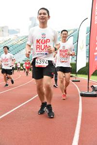 BIB: 2737, 2014, 847, 4394
                            <button type="button" onclick="openModal(6012697)" class="btn btn-primary btn-sm float-right btn-popup" data-toggle="modal" data-target=".modal-high-quality">
                        <i class="fas fa-shopping-cart"></i> Add to Cart
                    </button>
                                            <button type="button" onclick="isThisMe(6012697, true)" class="btn btn-success btn-sm float-right btn-popup btn-isme hidden" data-toggle="tooltip" data-placement="bottom" title="นี่คือรูปของคุณใช่ไหม คลิกที่นี่เพื่อเอาเข้าอัลบั้ม">
                        <i class="fas fa-plus"></i> Add to album
                    </button>
                    <button type="button" onclick="isThisMe(6012697, false)" class="btn btn-warning btn-sm float-right btn-popup btn-isnotme hidden">
                        <i class="fas fa-ban"></i> Remove from album
                    </button>