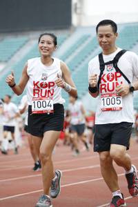 BIB: 1005, 1004
                            <button type="button" onclick="openModal(5998320)" class="btn btn-primary btn-sm float-right btn-popup" data-toggle="modal" data-target=".modal-high-quality">
                        <i class="fas fa-shopping-cart"></i> Add to Cart
                    </button>
                                            <button type="button" onclick="isThisMe(5998320, true)" class="btn btn-success btn-sm float-right btn-popup btn-isme hidden" data-toggle="tooltip" data-placement="bottom" title="นี่คือรูปของคุณใช่ไหม คลิกที่นี่เพื่อเอาเข้าอัลบั้ม">
                        <i class="fas fa-plus"></i> Add to album
                    </button>
                    <button type="button" onclick="isThisMe(5998320, false)" class="btn btn-warning btn-sm float-right btn-popup btn-isnotme hidden">
                        <i class="fas fa-ban"></i> Remove from album
                    </button>