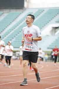 BIB: 2019, 2986
                            <button type="button" onclick="openModal(5999534)" class="btn btn-primary btn-sm float-right btn-popup" data-toggle="modal" data-target=".modal-high-quality">
                        <i class="fas fa-shopping-cart"></i> Add to Cart
                    </button>
                                            <button type="button" onclick="isThisMe(5999534, true)" class="btn btn-success btn-sm float-right btn-popup btn-isme hidden" data-toggle="tooltip" data-placement="bottom" title="นี่คือรูปของคุณใช่ไหม คลิกที่นี่เพื่อเอาเข้าอัลบั้ม">
                        <i class="fas fa-plus"></i> Add to album
                    </button>
                    <button type="button" onclick="isThisMe(5999534, false)" class="btn btn-warning btn-sm float-right btn-popup btn-isnotme hidden">
                        <i class="fas fa-ban"></i> Remove from album
                    </button>