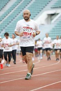 BIB: 4957
                            <button type="button" onclick="openModal(5999091)" class="btn btn-primary btn-sm float-right btn-popup" data-toggle="modal" data-target=".modal-high-quality">
                        <i class="fas fa-shopping-cart"></i> Add to Cart
                    </button>
                                            <button type="button" onclick="isThisMe(5999091, true)" class="btn btn-success btn-sm float-right btn-popup btn-isme hidden" data-toggle="tooltip" data-placement="bottom" title="นี่คือรูปของคุณใช่ไหม คลิกที่นี่เพื่อเอาเข้าอัลบั้ม">
                        <i class="fas fa-plus"></i> Add to album
                    </button>
                    <button type="button" onclick="isThisMe(5999091, false)" class="btn btn-warning btn-sm float-right btn-popup btn-isnotme hidden">
                        <i class="fas fa-ban"></i> Remove from album
                    </button>