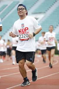 BIB: 2320
                            <button type="button" onclick="openModal(5999094)" class="btn btn-primary btn-sm float-right btn-popup" data-toggle="modal" data-target=".modal-high-quality">
                        <i class="fas fa-shopping-cart"></i> Add to Cart
                    </button>
                                            <button type="button" onclick="isThisMe(5999094, true)" class="btn btn-success btn-sm float-right btn-popup btn-isme hidden" data-toggle="tooltip" data-placement="bottom" title="นี่คือรูปของคุณใช่ไหม คลิกที่นี่เพื่อเอาเข้าอัลบั้ม">
                        <i class="fas fa-plus"></i> Add to album
                    </button>
                    <button type="button" onclick="isThisMe(5999094, false)" class="btn btn-warning btn-sm float-right btn-popup btn-isnotme hidden">
                        <i class="fas fa-ban"></i> Remove from album
                    </button>