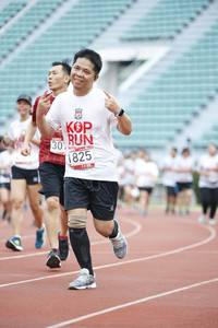 BIB: 1825
                            <button type="button" onclick="openModal(5997802)" class="btn btn-primary btn-sm float-right btn-popup" data-toggle="modal" data-target=".modal-high-quality">
                        <i class="fas fa-shopping-cart"></i> Add to Cart
                    </button>
                                            <button type="button" onclick="isThisMe(5997802, true)" class="btn btn-success btn-sm float-right btn-popup btn-isme hidden" data-toggle="tooltip" data-placement="bottom" title="นี่คือรูปของคุณใช่ไหม คลิกที่นี่เพื่อเอาเข้าอัลบั้ม">
                        <i class="fas fa-plus"></i> Add to album
                    </button>
                    <button type="button" onclick="isThisMe(5997802, false)" class="btn btn-warning btn-sm float-right btn-popup btn-isnotme hidden">
                        <i class="fas fa-ban"></i> Remove from album
                    </button>