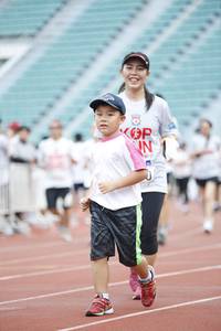 BIB: 
                            <button type="button" onclick="openModal(5997881)" class="btn btn-primary btn-sm float-right btn-popup" data-toggle="modal" data-target=".modal-high-quality">
                        <i class="fas fa-shopping-cart"></i> Add to Cart
                    </button>
                                            <button type="button" onclick="isThisMe(5997881, true)" class="btn btn-success btn-sm float-right btn-popup btn-isme hidden" data-toggle="tooltip" data-placement="bottom" title="นี่คือรูปของคุณใช่ไหม คลิกที่นี่เพื่อเอาเข้าอัลบั้ม">
                        <i class="fas fa-plus"></i> Add to album
                    </button>
                    <button type="button" onclick="isThisMe(5997881, false)" class="btn btn-warning btn-sm float-right btn-popup btn-isnotme hidden">
                        <i class="fas fa-ban"></i> Remove from album
                    </button>