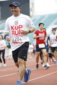 BIB: 1204
                            <button type="button" onclick="openModal(5999495)" class="btn btn-primary btn-sm float-right btn-popup" data-toggle="modal" data-target=".modal-high-quality">
                        <i class="fas fa-shopping-cart"></i> Add to Cart
                    </button>
                                            <button type="button" onclick="isThisMe(5999495, true)" class="btn btn-success btn-sm float-right btn-popup btn-isme hidden" data-toggle="tooltip" data-placement="bottom" title="นี่คือรูปของคุณใช่ไหม คลิกที่นี่เพื่อเอาเข้าอัลบั้ม">
                        <i class="fas fa-plus"></i> Add to album
                    </button>
                    <button type="button" onclick="isThisMe(5999495, false)" class="btn btn-warning btn-sm float-right btn-popup btn-isnotme hidden">
                        <i class="fas fa-ban"></i> Remove from album
                    </button>