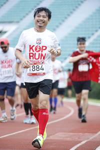 BIB: 884, 2135
                            <button type="button" onclick="openModal(5997721)" class="btn btn-primary btn-sm float-right btn-popup" data-toggle="modal" data-target=".modal-high-quality">
                        <i class="fas fa-shopping-cart"></i> Add to Cart
                    </button>
                                            <button type="button" onclick="isThisMe(5997721, true)" class="btn btn-success btn-sm float-right btn-popup btn-isme hidden" data-toggle="tooltip" data-placement="bottom" title="นี่คือรูปของคุณใช่ไหม คลิกที่นี่เพื่อเอาเข้าอัลบั้ม">
                        <i class="fas fa-plus"></i> Add to album
                    </button>
                    <button type="button" onclick="isThisMe(5997721, false)" class="btn btn-warning btn-sm float-right btn-popup btn-isnotme hidden">
                        <i class="fas fa-ban"></i> Remove from album
                    </button>