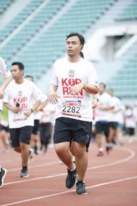 BIB: 2019, 2282
                            <button type="button" onclick="openModal(5997976)" class="btn btn-primary btn-sm float-right btn-popup" data-toggle="modal" data-target=".modal-high-quality">
                        <i class="fas fa-shopping-cart"></i> Add to Cart
                    </button>
                                            <button type="button" onclick="isThisMe(5997976, true)" class="btn btn-success btn-sm float-right btn-popup btn-isme hidden" data-toggle="tooltip" data-placement="bottom" title="นี่คือรูปของคุณใช่ไหม คลิกที่นี่เพื่อเอาเข้าอัลบั้ม">
                        <i class="fas fa-plus"></i> Add to album
                    </button>
                    <button type="button" onclick="isThisMe(5997976, false)" class="btn btn-warning btn-sm float-right btn-popup btn-isnotme hidden">
                        <i class="fas fa-ban"></i> Remove from album
                    </button>