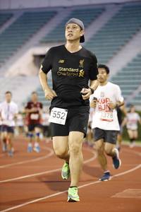 BIB: 3378, 552
                            <button type="button" onclick="openModal(5969163)" class="btn btn-primary btn-sm float-right btn-popup" data-toggle="modal" data-target=".modal-high-quality">
                        <i class="fas fa-shopping-cart"></i> Add to Cart
                    </button>
                                            <button type="button" onclick="isThisMe(5969163, true)" class="btn btn-success btn-sm float-right btn-popup btn-isme hidden" data-toggle="tooltip" data-placement="bottom" title="นี่คือรูปของคุณใช่ไหม คลิกที่นี่เพื่อเอาเข้าอัลบั้ม">
                        <i class="fas fa-plus"></i> Add to album
                    </button>
                    <button type="button" onclick="isThisMe(5969163, false)" class="btn btn-warning btn-sm float-right btn-popup btn-isnotme hidden">
                        <i class="fas fa-ban"></i> Remove from album
                    </button>