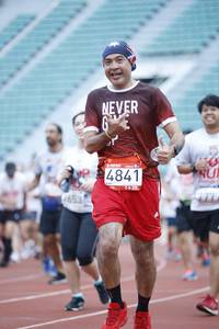 BIB: 4841, 653
                            <button type="button" onclick="openModal(5996408)" class="btn btn-primary btn-sm float-right btn-popup" data-toggle="modal" data-target=".modal-high-quality">
                        <i class="fas fa-shopping-cart"></i> Add to Cart
                    </button>
                                            <button type="button" onclick="isThisMe(5996408, true)" class="btn btn-success btn-sm float-right btn-popup btn-isme hidden" data-toggle="tooltip" data-placement="bottom" title="นี่คือรูปของคุณใช่ไหม คลิกที่นี่เพื่อเอาเข้าอัลบั้ม">
                        <i class="fas fa-plus"></i> Add to album
                    </button>
                    <button type="button" onclick="isThisMe(5996408, false)" class="btn btn-warning btn-sm float-right btn-popup btn-isnotme hidden">
                        <i class="fas fa-ban"></i> Remove from album
                    </button>