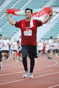 BIB: 4490
                            <button type="button" onclick="openModal(5997239)" class="btn btn-primary btn-sm float-right btn-popup" data-toggle="modal" data-target=".modal-high-quality">
                        <i class="fas fa-shopping-cart"></i> Add to Cart
                    </button>
                                            <button type="button" onclick="isThisMe(5997239, true)" class="btn btn-success btn-sm float-right btn-popup btn-isme hidden" data-toggle="tooltip" data-placement="bottom" title="นี่คือรูปของคุณใช่ไหม คลิกที่นี่เพื่อเอาเข้าอัลบั้ม">
                        <i class="fas fa-plus"></i> Add to album
                    </button>
                    <button type="button" onclick="isThisMe(5997239, false)" class="btn btn-warning btn-sm float-right btn-popup btn-isnotme hidden">
                        <i class="fas fa-ban"></i> Remove from album
                    </button>