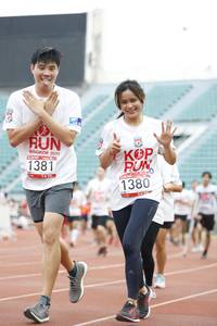 BIB: 2019, 1380, 1381, 2015, 
                            <button type="button" onclick="openModal(5999632)" class="btn btn-primary btn-sm float-right btn-popup" data-toggle="modal" data-target=".modal-high-quality">
                        <i class="fas fa-shopping-cart"></i> Add to Cart
                    </button>
                                            <button type="button" onclick="isThisMe(5999632, true)" class="btn btn-success btn-sm float-right btn-popup btn-isme hidden" data-toggle="tooltip" data-placement="bottom" title="นี่คือรูปของคุณใช่ไหม คลิกที่นี่เพื่อเอาเข้าอัลบั้ม">
                        <i class="fas fa-plus"></i> Add to album
                    </button>
                    <button type="button" onclick="isThisMe(5999632, false)" class="btn btn-warning btn-sm float-right btn-popup btn-isnotme hidden">
                        <i class="fas fa-ban"></i> Remove from album
                    </button>