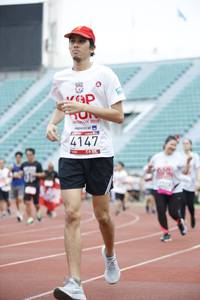 BIB: 2019, 4147
                            <button type="button" onclick="openModal(5997265)" class="btn btn-primary btn-sm float-right btn-popup" data-toggle="modal" data-target=".modal-high-quality">
                        <i class="fas fa-shopping-cart"></i> Add to Cart
                    </button>
                                            <button type="button" onclick="isThisMe(5997265, true)" class="btn btn-success btn-sm float-right btn-popup btn-isme hidden" data-toggle="tooltip" data-placement="bottom" title="นี่คือรูปของคุณใช่ไหม คลิกที่นี่เพื่อเอาเข้าอัลบั้ม">
                        <i class="fas fa-plus"></i> Add to album
                    </button>
                    <button type="button" onclick="isThisMe(5997265, false)" class="btn btn-warning btn-sm float-right btn-popup btn-isnotme hidden">
                        <i class="fas fa-ban"></i> Remove from album
                    </button>