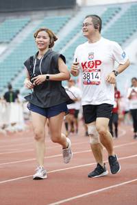 BIB: 3814
                            <button type="button" onclick="openModal(5999415)" class="btn btn-primary btn-sm float-right btn-popup" data-toggle="modal" data-target=".modal-high-quality">
                        <i class="fas fa-shopping-cart"></i> Add to Cart
                    </button>
                                            <button type="button" onclick="isThisMe(5999415, true)" class="btn btn-success btn-sm float-right btn-popup btn-isme hidden" data-toggle="tooltip" data-placement="bottom" title="นี่คือรูปของคุณใช่ไหม คลิกที่นี่เพื่อเอาเข้าอัลบั้ม">
                        <i class="fas fa-plus"></i> Add to album
                    </button>
                    <button type="button" onclick="isThisMe(5999415, false)" class="btn btn-warning btn-sm float-right btn-popup btn-isnotme hidden">
                        <i class="fas fa-ban"></i> Remove from album
                    </button>