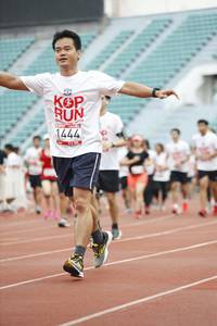 BIB: 1444
                            <button type="button" onclick="openModal(5998947)" class="btn btn-primary btn-sm float-right btn-popup" data-toggle="modal" data-target=".modal-high-quality">
                        <i class="fas fa-shopping-cart"></i> Add to Cart
                    </button>
                                            <button type="button" onclick="isThisMe(5998947, true)" class="btn btn-success btn-sm float-right btn-popup btn-isme hidden" data-toggle="tooltip" data-placement="bottom" title="นี่คือรูปของคุณใช่ไหม คลิกที่นี่เพื่อเอาเข้าอัลบั้ม">
                        <i class="fas fa-plus"></i> Add to album
                    </button>
                    <button type="button" onclick="isThisMe(5998947, false)" class="btn btn-warning btn-sm float-right btn-popup btn-isnotme hidden">
                        <i class="fas fa-ban"></i> Remove from album
                    </button>