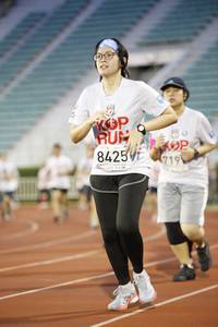 BIB: 8425, 719
                            <button type="button" onclick="openModal(5975143)" class="btn btn-primary btn-sm float-right btn-popup" data-toggle="modal" data-target=".modal-high-quality">
                        <i class="fas fa-shopping-cart"></i> Add to Cart
                    </button>
                                            <button type="button" onclick="isThisMe(5975143, true)" class="btn btn-success btn-sm float-right btn-popup btn-isme hidden" data-toggle="tooltip" data-placement="bottom" title="นี่คือรูปของคุณใช่ไหม คลิกที่นี่เพื่อเอาเข้าอัลบั้ม">
                        <i class="fas fa-plus"></i> Add to album
                    </button>
                    <button type="button" onclick="isThisMe(5975143, false)" class="btn btn-warning btn-sm float-right btn-popup btn-isnotme hidden">
                        <i class="fas fa-ban"></i> Remove from album
                    </button>