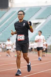 BIB: 1541
                            <button type="button" onclick="openModal(6000457)" class="btn btn-primary btn-sm float-right btn-popup" data-toggle="modal" data-target=".modal-high-quality">
                        <i class="fas fa-shopping-cart"></i> Add to Cart
                    </button>
                                            <button type="button" onclick="isThisMe(6000457, true)" class="btn btn-success btn-sm float-right btn-popup btn-isme hidden" data-toggle="tooltip" data-placement="bottom" title="นี่คือรูปของคุณใช่ไหม คลิกที่นี่เพื่อเอาเข้าอัลบั้ม">
                        <i class="fas fa-plus"></i> Add to album
                    </button>
                    <button type="button" onclick="isThisMe(6000457, false)" class="btn btn-warning btn-sm float-right btn-popup btn-isnotme hidden">
                        <i class="fas fa-ban"></i> Remove from album
                    </button>