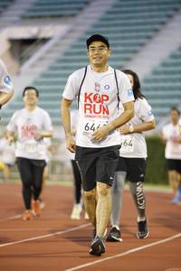 BIB: 201
                            <button type="button" onclick="openModal(5975745)" class="btn btn-primary btn-sm float-right btn-popup" data-toggle="modal" data-target=".modal-high-quality">
                        <i class="fas fa-shopping-cart"></i> Add to Cart
                    </button>
                                            <button type="button" onclick="isThisMe(5975745, true)" class="btn btn-success btn-sm float-right btn-popup btn-isme hidden" data-toggle="tooltip" data-placement="bottom" title="นี่คือรูปของคุณใช่ไหม คลิกที่นี่เพื่อเอาเข้าอัลบั้ม">
                        <i class="fas fa-plus"></i> Add to album
                    </button>
                    <button type="button" onclick="isThisMe(5975745, false)" class="btn btn-warning btn-sm float-right btn-popup btn-isnotme hidden">
                        <i class="fas fa-ban"></i> Remove from album
                    </button>