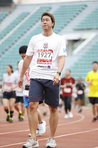 BIB: 1927, 2019
                            <button type="button" onclick="openModal(6000445)" class="btn btn-primary btn-sm float-right btn-popup" data-toggle="modal" data-target=".modal-high-quality">
                        <i class="fas fa-shopping-cart"></i> Add to Cart
                    </button>
                                            <button type="button" onclick="isThisMe(6000445, true)" class="btn btn-success btn-sm float-right btn-popup btn-isme hidden" data-toggle="tooltip" data-placement="bottom" title="นี่คือรูปของคุณใช่ไหม คลิกที่นี่เพื่อเอาเข้าอัลบั้ม">
                        <i class="fas fa-plus"></i> Add to album
                    </button>
                    <button type="button" onclick="isThisMe(6000445, false)" class="btn btn-warning btn-sm float-right btn-popup btn-isnotme hidden">
                        <i class="fas fa-ban"></i> Remove from album
                    </button>