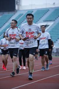 BIB: 6576, 2010, 8643, 8659, 1866, 6867
                            <button type="button" onclick="openModal(5991582)" class="btn btn-primary btn-sm float-right btn-popup" data-toggle="modal" data-target=".modal-high-quality">
                        <i class="fas fa-shopping-cart"></i> Add to Cart
                    </button>
                                            <button type="button" onclick="isThisMe(5991582, true)" class="btn btn-success btn-sm float-right btn-popup btn-isme hidden" data-toggle="tooltip" data-placement="bottom" title="นี่คือรูปของคุณใช่ไหม คลิกที่นี่เพื่อเอาเข้าอัลบั้ม">
                        <i class="fas fa-plus"></i> Add to album
                    </button>
                    <button type="button" onclick="isThisMe(5991582, false)" class="btn btn-warning btn-sm float-right btn-popup btn-isnotme hidden">
                        <i class="fas fa-ban"></i> Remove from album
                    </button>