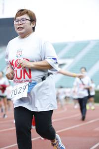 BIB: 7029
                            <button type="button" onclick="openModal(5996550)" class="btn btn-primary btn-sm float-right btn-popup" data-toggle="modal" data-target=".modal-high-quality">
                        <i class="fas fa-shopping-cart"></i> Add to Cart
                    </button>
                                            <button type="button" onclick="isThisMe(5996550, true)" class="btn btn-success btn-sm float-right btn-popup btn-isme hidden" data-toggle="tooltip" data-placement="bottom" title="นี่คือรูปของคุณใช่ไหม คลิกที่นี่เพื่อเอาเข้าอัลบั้ม">
                        <i class="fas fa-plus"></i> Add to album
                    </button>
                    <button type="button" onclick="isThisMe(5996550, false)" class="btn btn-warning btn-sm float-right btn-popup btn-isnotme hidden">
                        <i class="fas fa-ban"></i> Remove from album
                    </button>