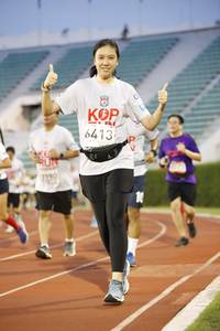 BIB: 6413, 7190
                            <button type="button" onclick="openModal(5977958)" class="btn btn-primary btn-sm float-right btn-popup" data-toggle="modal" data-target=".modal-high-quality">
                        <i class="fas fa-shopping-cart"></i> Add to Cart
                    </button>
                                            <button type="button" onclick="isThisMe(5977958, true)" class="btn btn-success btn-sm float-right btn-popup btn-isme hidden" data-toggle="tooltip" data-placement="bottom" title="นี่คือรูปของคุณใช่ไหม คลิกที่นี่เพื่อเอาเข้าอัลบั้ม">
                        <i class="fas fa-plus"></i> Add to album
                    </button>
                    <button type="button" onclick="isThisMe(5977958, false)" class="btn btn-warning btn-sm float-right btn-popup btn-isnotme hidden">
                        <i class="fas fa-ban"></i> Remove from album
                    </button>