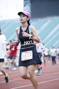 BIB: 5617
                            <button type="button" onclick="openModal(5996018)" class="btn btn-primary btn-sm float-right btn-popup" data-toggle="modal" data-target=".modal-high-quality">
                        <i class="fas fa-shopping-cart"></i> Add to Cart
                    </button>
                                            <button type="button" onclick="isThisMe(5996018, true)" class="btn btn-success btn-sm float-right btn-popup btn-isme hidden" data-toggle="tooltip" data-placement="bottom" title="นี่คือรูปของคุณใช่ไหม คลิกที่นี่เพื่อเอาเข้าอัลบั้ม">
                        <i class="fas fa-plus"></i> Add to album
                    </button>
                    <button type="button" onclick="isThisMe(5996018, false)" class="btn btn-warning btn-sm float-right btn-popup btn-isnotme hidden">
                        <i class="fas fa-ban"></i> Remove from album
                    </button>