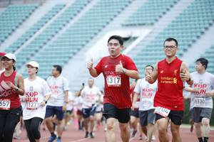 BIB: 1317, 916, 704, 357, 6130, 127
                            <button type="button" onclick="openModal(5997469)" class="btn btn-primary btn-sm float-right btn-popup" data-toggle="modal" data-target=".modal-high-quality">
                        <i class="fas fa-shopping-cart"></i> Add to Cart
                    </button>
                                            <button type="button" onclick="isThisMe(5997469, true)" class="btn btn-success btn-sm float-right btn-popup btn-isme hidden" data-toggle="tooltip" data-placement="bottom" title="นี่คือรูปของคุณใช่ไหม คลิกที่นี่เพื่อเอาเข้าอัลบั้ม">
                        <i class="fas fa-plus"></i> Add to album
                    </button>
                    <button type="button" onclick="isThisMe(5997469, false)" class="btn btn-warning btn-sm float-right btn-popup btn-isnotme hidden">
                        <i class="fas fa-ban"></i> Remove from album
                    </button>