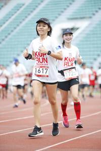 BIB: 2019, 1617, 1725
                            <button type="button" onclick="openModal(5997935)" class="btn btn-primary btn-sm float-right btn-popup" data-toggle="modal" data-target=".modal-high-quality">
                        <i class="fas fa-shopping-cart"></i> Add to Cart
                    </button>
                                            <button type="button" onclick="isThisMe(5997935, true)" class="btn btn-success btn-sm float-right btn-popup btn-isme hidden" data-toggle="tooltip" data-placement="bottom" title="นี่คือรูปของคุณใช่ไหม คลิกที่นี่เพื่อเอาเข้าอัลบั้ม">
                        <i class="fas fa-plus"></i> Add to album
                    </button>
                    <button type="button" onclick="isThisMe(5997935, false)" class="btn btn-warning btn-sm float-right btn-popup btn-isnotme hidden">
                        <i class="fas fa-ban"></i> Remove from album
                    </button>