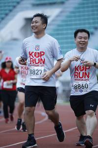 BIB: 8827, 201, 2019, 8860
                            <button type="button" onclick="openModal(5992433)" class="btn btn-primary btn-sm float-right btn-popup" data-toggle="modal" data-target=".modal-high-quality">
                        <i class="fas fa-shopping-cart"></i> Add to Cart
                    </button>
                                            <button type="button" onclick="isThisMe(5992433, true)" class="btn btn-success btn-sm float-right btn-popup btn-isme hidden" data-toggle="tooltip" data-placement="bottom" title="นี่คือรูปของคุณใช่ไหม คลิกที่นี่เพื่อเอาเข้าอัลบั้ม">
                        <i class="fas fa-plus"></i> Add to album
                    </button>
                    <button type="button" onclick="isThisMe(5992433, false)" class="btn btn-warning btn-sm float-right btn-popup btn-isnotme hidden">
                        <i class="fas fa-ban"></i> Remove from album
                    </button>