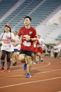 BIB: 1302, 7011
                            <button type="button" onclick="openModal(5970516)" class="btn btn-primary btn-sm float-right btn-popup" data-toggle="modal" data-target=".modal-high-quality">
                        <i class="fas fa-shopping-cart"></i> Add to Cart
                    </button>
                                            <button type="button" onclick="isThisMe(5970516, true)" class="btn btn-success btn-sm float-right btn-popup btn-isme hidden" data-toggle="tooltip" data-placement="bottom" title="นี่คือรูปของคุณใช่ไหม คลิกที่นี่เพื่อเอาเข้าอัลบั้ม">
                        <i class="fas fa-plus"></i> Add to album
                    </button>
                    <button type="button" onclick="isThisMe(5970516, false)" class="btn btn-warning btn-sm float-right btn-popup btn-isnotme hidden">
                        <i class="fas fa-ban"></i> Remove from album
                    </button>