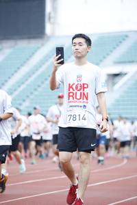 BIB: 2019, 7814
                            <button type="button" onclick="openModal(5996707)" class="btn btn-primary btn-sm float-right btn-popup" data-toggle="modal" data-target=".modal-high-quality">
                        <i class="fas fa-shopping-cart"></i> Add to Cart
                    </button>
                                            <button type="button" onclick="isThisMe(5996707, true)" class="btn btn-success btn-sm float-right btn-popup btn-isme hidden" data-toggle="tooltip" data-placement="bottom" title="นี่คือรูปของคุณใช่ไหม คลิกที่นี่เพื่อเอาเข้าอัลบั้ม">
                        <i class="fas fa-plus"></i> Add to album
                    </button>
                    <button type="button" onclick="isThisMe(5996707, false)" class="btn btn-warning btn-sm float-right btn-popup btn-isnotme hidden">
                        <i class="fas fa-ban"></i> Remove from album
                    </button>