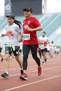 BIB: 8555
                            <button type="button" onclick="openModal(5998600)" class="btn btn-primary btn-sm float-right btn-popup" data-toggle="modal" data-target=".modal-high-quality">
                        <i class="fas fa-shopping-cart"></i> Add to Cart
                    </button>
                                            <button type="button" onclick="isThisMe(5998600, true)" class="btn btn-success btn-sm float-right btn-popup btn-isme hidden" data-toggle="tooltip" data-placement="bottom" title="นี่คือรูปของคุณใช่ไหม คลิกที่นี่เพื่อเอาเข้าอัลบั้ม">
                        <i class="fas fa-plus"></i> Add to album
                    </button>
                    <button type="button" onclick="isThisMe(5998600, false)" class="btn btn-warning btn-sm float-right btn-popup btn-isnotme hidden">
                        <i class="fas fa-ban"></i> Remove from album
                    </button>