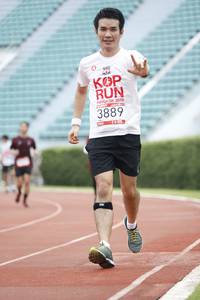 BIB: 2019, 3889
                            <button type="button" onclick="openModal(5999475)" class="btn btn-primary btn-sm float-right btn-popup" data-toggle="modal" data-target=".modal-high-quality">
                        <i class="fas fa-shopping-cart"></i> Add to Cart
                    </button>
                                            <button type="button" onclick="isThisMe(5999475, true)" class="btn btn-success btn-sm float-right btn-popup btn-isme hidden" data-toggle="tooltip" data-placement="bottom" title="นี่คือรูปของคุณใช่ไหม คลิกที่นี่เพื่อเอาเข้าอัลบั้ม">
                        <i class="fas fa-plus"></i> Add to album
                    </button>
                    <button type="button" onclick="isThisMe(5999475, false)" class="btn btn-warning btn-sm float-right btn-popup btn-isnotme hidden">
                        <i class="fas fa-ban"></i> Remove from album
                    </button>