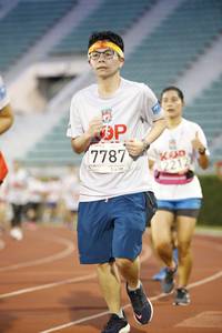 BIB: 7787, 2212
                            <button type="button" onclick="openModal(5976023)" class="btn btn-primary btn-sm float-right btn-popup" data-toggle="modal" data-target=".modal-high-quality">
                        <i class="fas fa-shopping-cart"></i> Add to Cart
                    </button>
                                            <button type="button" onclick="isThisMe(5976023, true)" class="btn btn-success btn-sm float-right btn-popup btn-isme hidden" data-toggle="tooltip" data-placement="bottom" title="นี่คือรูปของคุณใช่ไหม คลิกที่นี่เพื่อเอาเข้าอัลบั้ม">
                        <i class="fas fa-plus"></i> Add to album
                    </button>
                    <button type="button" onclick="isThisMe(5976023, false)" class="btn btn-warning btn-sm float-right btn-popup btn-isnotme hidden">
                        <i class="fas fa-ban"></i> Remove from album
                    </button>