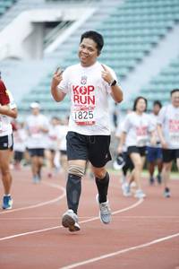 BIB: 1825
                            <button type="button" onclick="openModal(5997790)" class="btn btn-primary btn-sm float-right btn-popup" data-toggle="modal" data-target=".modal-high-quality">
                        <i class="fas fa-shopping-cart"></i> Add to Cart
                    </button>
                                            <button type="button" onclick="isThisMe(5997790, true)" class="btn btn-success btn-sm float-right btn-popup btn-isme hidden" data-toggle="tooltip" data-placement="bottom" title="นี่คือรูปของคุณใช่ไหม คลิกที่นี่เพื่อเอาเข้าอัลบั้ม">
                        <i class="fas fa-plus"></i> Add to album
                    </button>
                    <button type="button" onclick="isThisMe(5997790, false)" class="btn btn-warning btn-sm float-right btn-popup btn-isnotme hidden">
                        <i class="fas fa-ban"></i> Remove from album
                    </button>