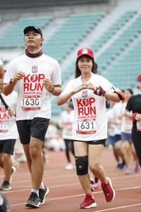 BIB: 2019, 1630, 1631
                            <button type="button" onclick="openModal(5999991)" class="btn btn-primary btn-sm float-right btn-popup" data-toggle="modal" data-target=".modal-high-quality">
                        <i class="fas fa-shopping-cart"></i> Add to Cart
                    </button>
                                            <button type="button" onclick="isThisMe(5999991, true)" class="btn btn-success btn-sm float-right btn-popup btn-isme hidden" data-toggle="tooltip" data-placement="bottom" title="นี่คือรูปของคุณใช่ไหม คลิกที่นี่เพื่อเอาเข้าอัลบั้ม">
                        <i class="fas fa-plus"></i> Add to album
                    </button>
                    <button type="button" onclick="isThisMe(5999991, false)" class="btn btn-warning btn-sm float-right btn-popup btn-isnotme hidden">
                        <i class="fas fa-ban"></i> Remove from album
                    </button>