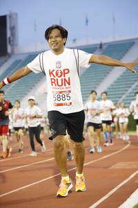 BIB: 2019, 5885
                            <button type="button" onclick="openModal(5978351)" class="btn btn-primary btn-sm float-right btn-popup" data-toggle="modal" data-target=".modal-high-quality">
                        <i class="fas fa-shopping-cart"></i> Add to Cart
                    </button>
                                            <button type="button" onclick="isThisMe(5978351, true)" class="btn btn-success btn-sm float-right btn-popup btn-isme hidden" data-toggle="tooltip" data-placement="bottom" title="นี่คือรูปของคุณใช่ไหม คลิกที่นี่เพื่อเอาเข้าอัลบั้ม">
                        <i class="fas fa-plus"></i> Add to album
                    </button>
                    <button type="button" onclick="isThisMe(5978351, false)" class="btn btn-warning btn-sm float-right btn-popup btn-isnotme hidden">
                        <i class="fas fa-ban"></i> Remove from album
                    </button>