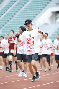 BIB: 2011, 6258, 1748
                            <button type="button" onclick="openModal(5997955)" class="btn btn-primary btn-sm float-right btn-popup" data-toggle="modal" data-target=".modal-high-quality">
                        <i class="fas fa-shopping-cart"></i> Add to Cart
                    </button>
                                            <button type="button" onclick="isThisMe(5997955, true)" class="btn btn-success btn-sm float-right btn-popup btn-isme hidden" data-toggle="tooltip" data-placement="bottom" title="นี่คือรูปของคุณใช่ไหม คลิกที่นี่เพื่อเอาเข้าอัลบั้ม">
                        <i class="fas fa-plus"></i> Add to album
                    </button>
                    <button type="button" onclick="isThisMe(5997955, false)" class="btn btn-warning btn-sm float-right btn-popup btn-isnotme hidden">
                        <i class="fas fa-ban"></i> Remove from album
                    </button>