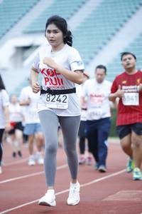 BIB: 8242, 6541
                            <button type="button" onclick="openModal(5996065)" class="btn btn-primary btn-sm float-right btn-popup" data-toggle="modal" data-target=".modal-high-quality">
                        <i class="fas fa-shopping-cart"></i> Add to Cart
                    </button>
                                            <button type="button" onclick="isThisMe(5996065, true)" class="btn btn-success btn-sm float-right btn-popup btn-isme hidden" data-toggle="tooltip" data-placement="bottom" title="นี่คือรูปของคุณใช่ไหม คลิกที่นี่เพื่อเอาเข้าอัลบั้ม">
                        <i class="fas fa-plus"></i> Add to album
                    </button>
                    <button type="button" onclick="isThisMe(5996065, false)" class="btn btn-warning btn-sm float-right btn-popup btn-isnotme hidden">
                        <i class="fas fa-ban"></i> Remove from album
                    </button>