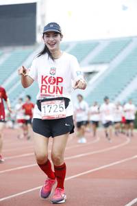 BIB: 1725
                            <button type="button" onclick="openModal(5997947)" class="btn btn-primary btn-sm float-right btn-popup" data-toggle="modal" data-target=".modal-high-quality">
                        <i class="fas fa-shopping-cart"></i> Add to Cart
                    </button>
                                            <button type="button" onclick="isThisMe(5997947, true)" class="btn btn-success btn-sm float-right btn-popup btn-isme hidden" data-toggle="tooltip" data-placement="bottom" title="นี่คือรูปของคุณใช่ไหม คลิกที่นี่เพื่อเอาเข้าอัลบั้ม">
                        <i class="fas fa-plus"></i> Add to album
                    </button>
                    <button type="button" onclick="isThisMe(5997947, false)" class="btn btn-warning btn-sm float-right btn-popup btn-isnotme hidden">
                        <i class="fas fa-ban"></i> Remove from album
                    </button>